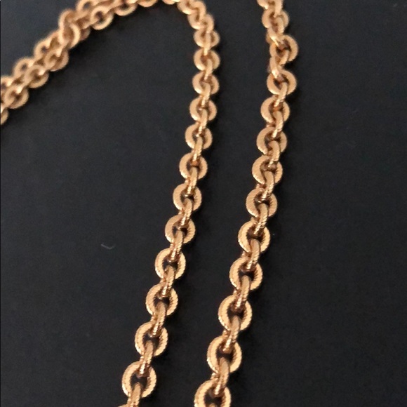 VINTAGE MONET TEARDROP NECKLACE & CLIP ON EARRINGS - Picture 6 of 14